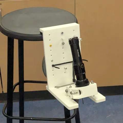 Solar boat flashlight mount